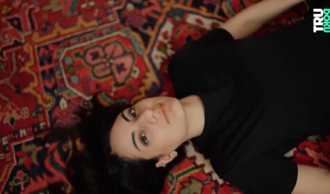Iranerin in Freiheit_ Tru Doku